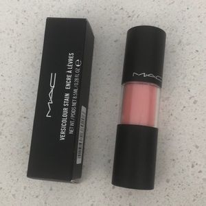 MAC versicolour stain “energy shot”